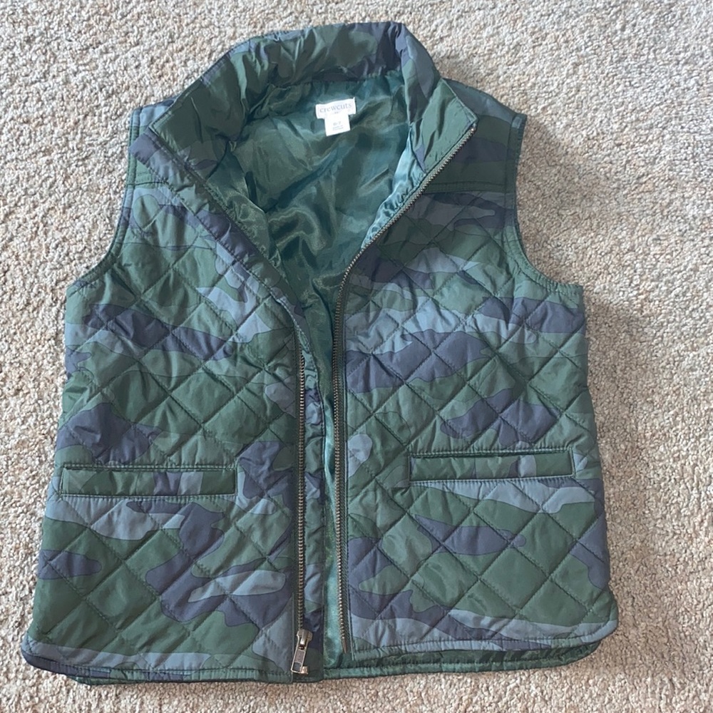 Crewcuts camo vest 6-7 NWOT